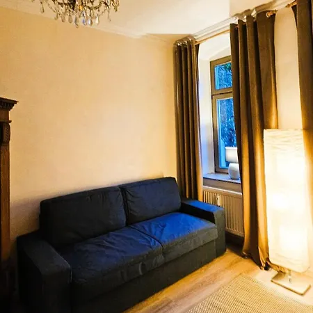 Privatunterkunft In 4 Eg In Altchemnitz *